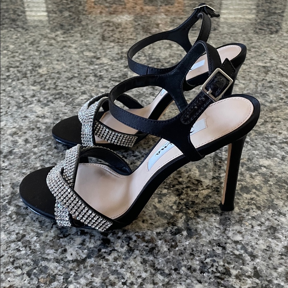 Nina Heels - Picture 7 of 11